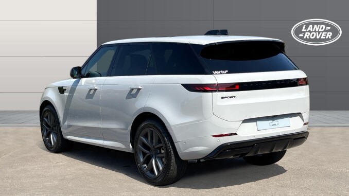 Land Rover Range Rover Sport 3.0 D300 Dynamic SE 5dr Auto Diesel Estate - Image 2